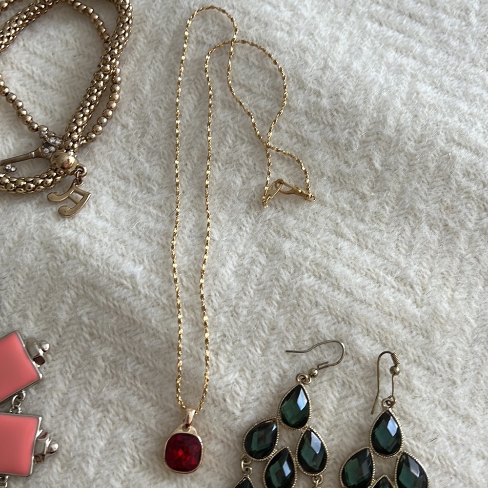 Jewelry bundle - Picture 7 of 16